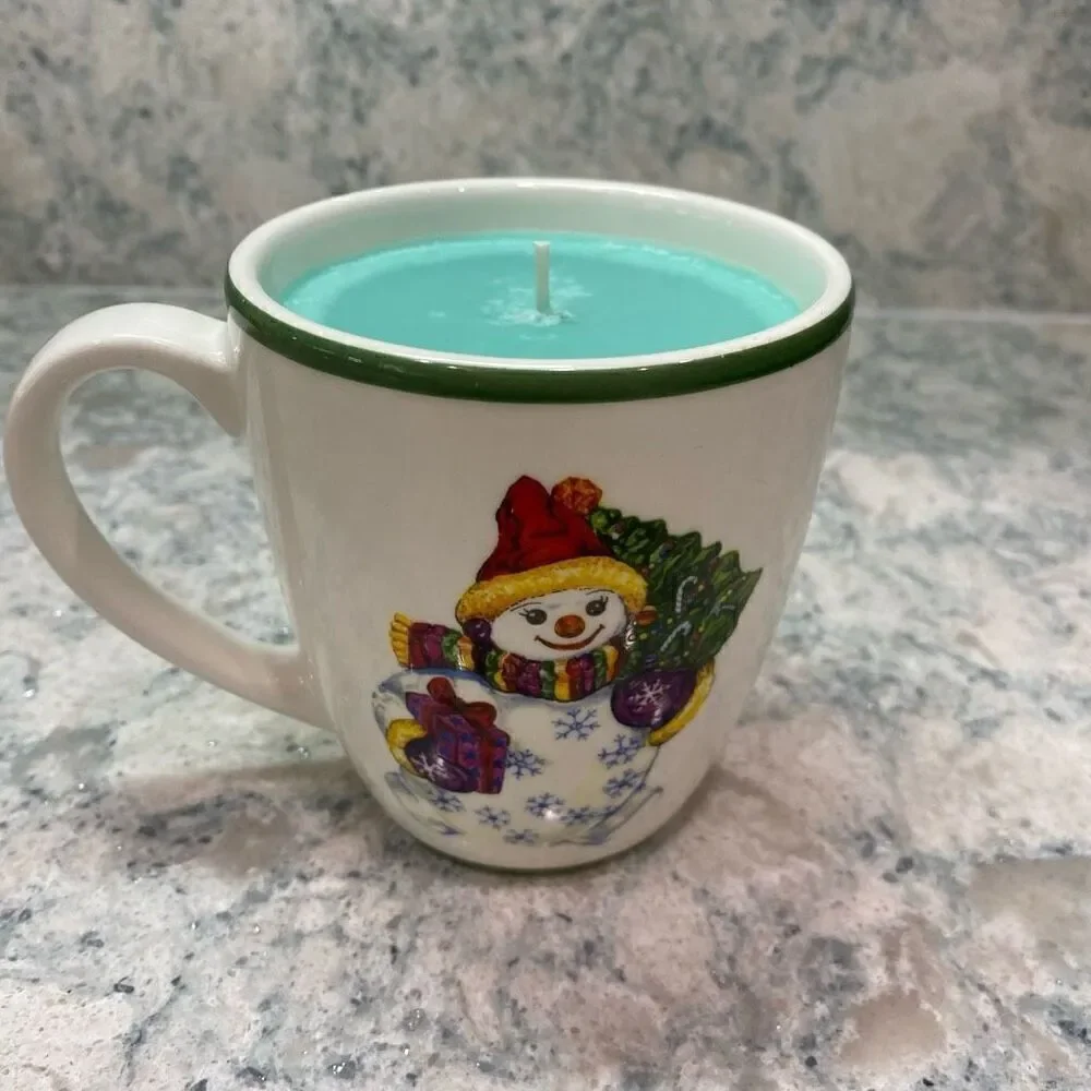 Pine Mist Snowman Candle